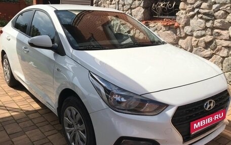 Hyundai Solaris II рестайлинг, 2018 год, 1 300 000 рублей, 2 фотография