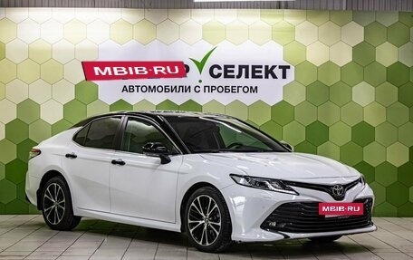 Toyota Camry, 2019 год, 3 000 000 рублей, 5 фотография