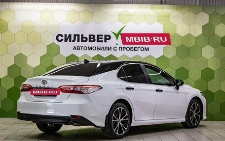 Toyota Camry, 2019 год, 3 000 000 рублей, 2 фотография