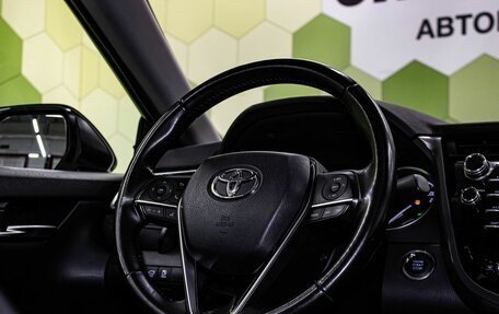 Toyota Camry, 2019 год, 3 000 000 рублей, 16 фотография