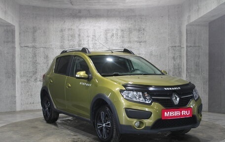Renault Sandero II рестайлинг, 2017 год, 937 000 рублей, 3 фотография