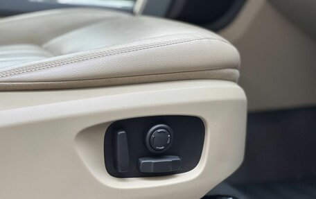 Land Rover Discovery Sport I рестайлинг, 2016 год, 2 390 000 рублей, 32 фотография