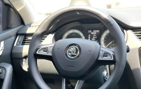 Skoda Octavia, 2019 год, 1 400 000 рублей, 4 фотография