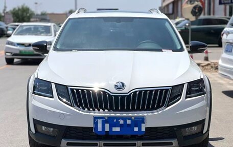 Skoda Octavia, 2019 год, 1 400 000 рублей, 2 фотография