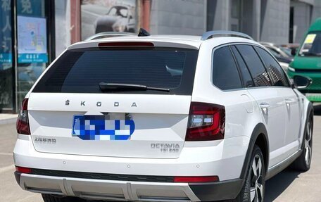 Skoda Octavia, 2019 год, 1 400 000 рублей, 6 фотография