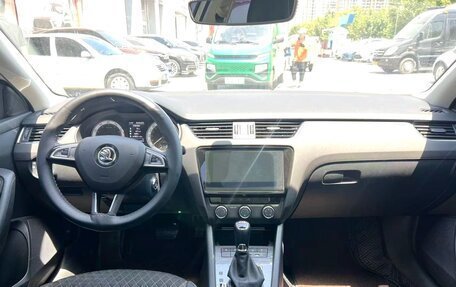 Skoda Octavia, 2019 год, 1 400 000 рублей, 9 фотография