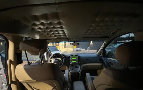 Hyundai Grand Starex Grand Starex I рестайлинг 2, 2012 год, 1 630 000 рублей, 14 фотография