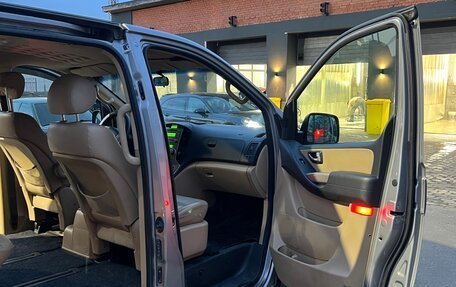 Hyundai Grand Starex Grand Starex I рестайлинг 2, 2012 год, 1 630 000 рублей, 17 фотография