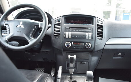 Mitsubishi Pajero IV, 2013 год, 1 630 000 рублей, 18 фотография