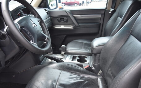 Mitsubishi Pajero IV, 2013 год, 1 630 000 рублей, 20 фотография
