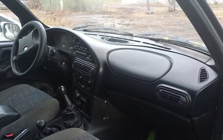 Chevrolet Niva I рестайлинг, 2005 год, 220 000 рублей, 4 фотография