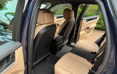 Porsche Cayenne III, 2025 год, 15 500 000 рублей, 14 фотография
