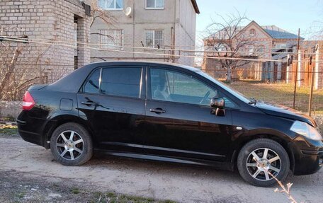 Nissan Tiida, 2010 год, 650 000 рублей, 3 фотография