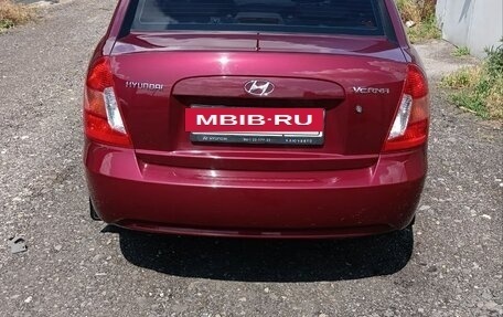 Hyundai Verna II, 2008 год, 830 000 рублей, 4 фотография