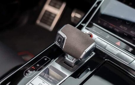 Audi RS Q8 I, 2022 год, 12 300 000 рублей, 12 фотография