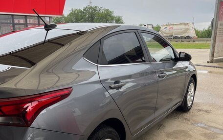 Hyundai Solaris II рестайлинг, 2020 год, 2 100 000 рублей, 7 фотография