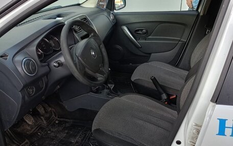Renault Logan II, 2014 год, 450 000 рублей, 6 фотография
