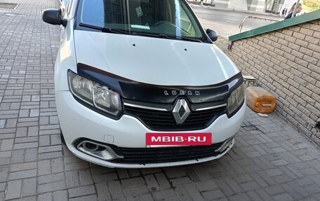 Renault Logan II, 2014 год, 450 000 рублей, 4 фотография