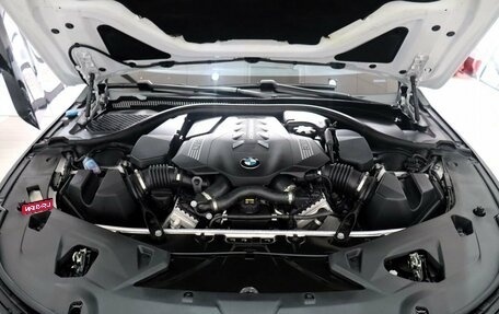 BMW 8 серия, 2019 год, 9 200 000 рублей, 7 фотография