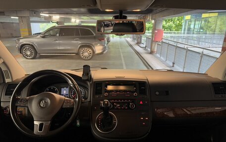 Volkswagen Multivan T5, 2011 год, 2 300 000 рублей, 14 фотография