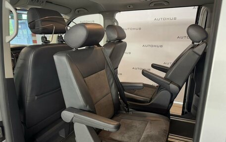 Volkswagen Multivan T5, 2011 год, 2 300 000 рублей, 21 фотография