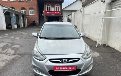 Hyundai Solaris II рестайлинг, 2012 год, 900 000 рублей, 1 фотография