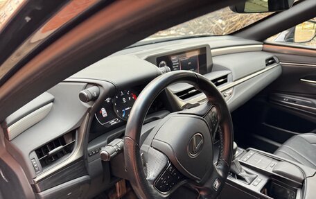 Lexus ES VII, 2020 год, 4 275 000 рублей, 16 фотография