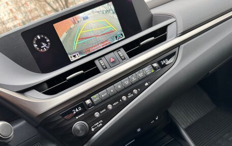 Lexus ES VII, 2020 год, 4 275 000 рублей, 17 фотография