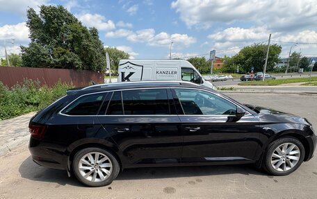 Skoda Superb III рестайлинг, 2016 год, 2 600 000 рублей, 12 фотография