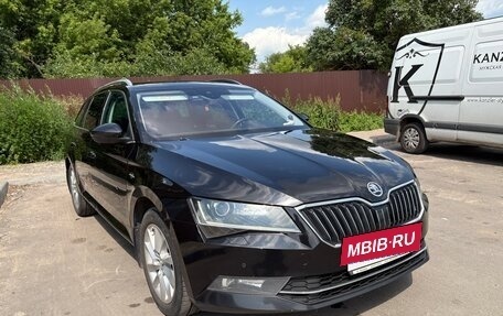 Skoda Superb III рестайлинг, 2016 год, 2 600 000 рублей, 13 фотография