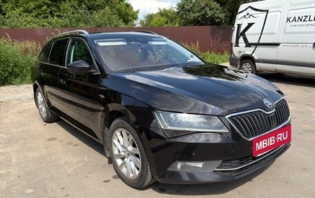 Skoda Superb III рестайлинг, 2016 год, 2 600 000 рублей, 14 фотография