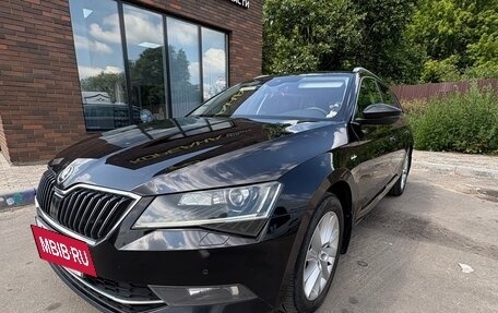 Skoda Superb III рестайлинг, 2016 год, 2 600 000 рублей, 16 фотография