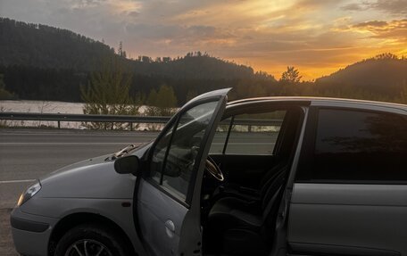 Renault Scenic III, 2002 год, 300 000 рублей, 14 фотография