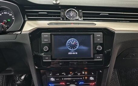 Volkswagen Passat CC, 2021 год, 2 250 000 рублей, 12 фотография