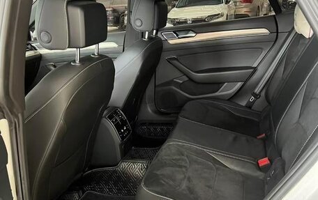Volkswagen Passat CC, 2021 год, 2 250 000 рублей, 13 фотография