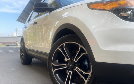 Ford Explorer VI, 2013 год, 2 100 000 рублей, 3 фотография