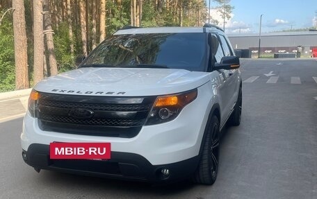 Ford Explorer VI, 2013 год, 2 100 000 рублей, 6 фотография