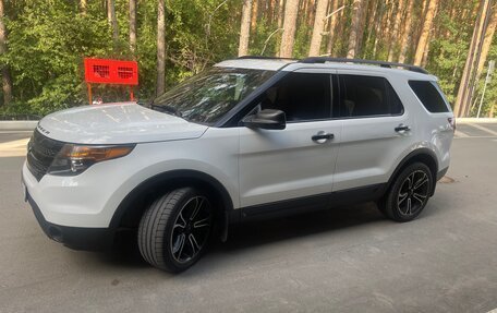 Ford Explorer VI, 2013 год, 2 100 000 рублей, 19 фотография
