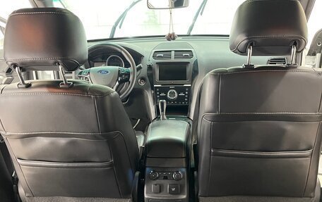 Ford Explorer VI, 2013 год, 2 100 000 рублей, 29 фотография