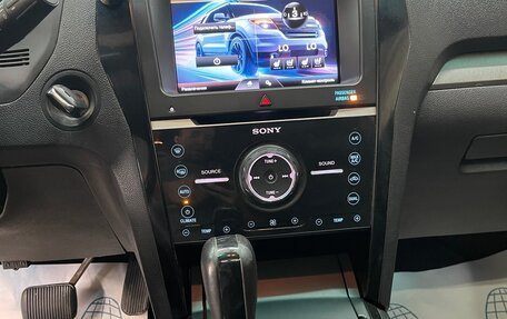 Ford Explorer VI, 2013 год, 2 100 000 рублей, 30 фотография