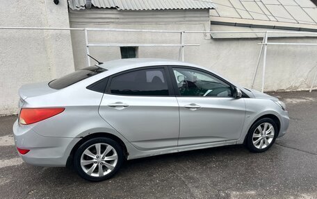 Hyundai Solaris II рестайлинг, 2012 год, 900 000 рублей, 8 фотография