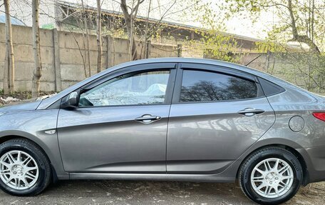 Hyundai Solaris II рестайлинг, 2011 год, 655 000 рублей, 4 фотография