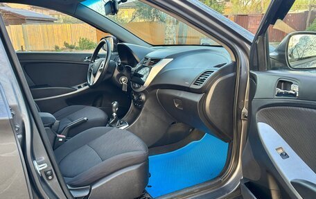 Hyundai Solaris II рестайлинг, 2011 год, 655 000 рублей, 18 фотография
