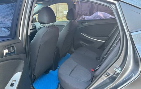 Hyundai Solaris II рестайлинг, 2011 год, 655 000 рублей, 17 фотография