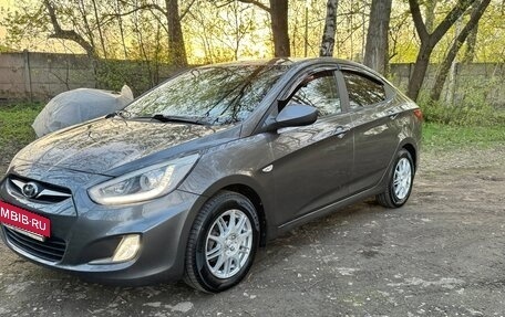 Hyundai Solaris II рестайлинг, 2011 год, 655 000 рублей, 15 фотография