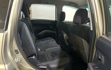 Mitsubishi Outlander III рестайлинг 3, 2008 год, 1 300 000 рублей, 17 фотография
