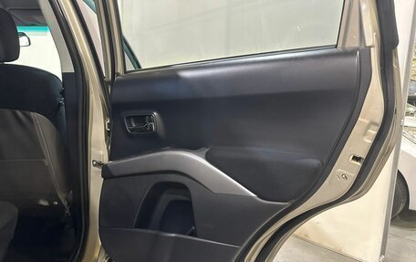Mitsubishi Outlander III рестайлинг 3, 2008 год, 1 300 000 рублей, 14 фотография