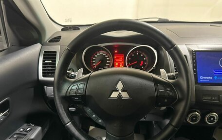 Mitsubishi Outlander III рестайлинг 3, 2008 год, 1 300 000 рублей, 24 фотография