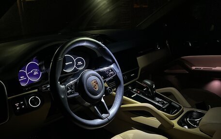 Porsche Cayenne III, 2022 год, 12 990 000 рублей, 6 фотография