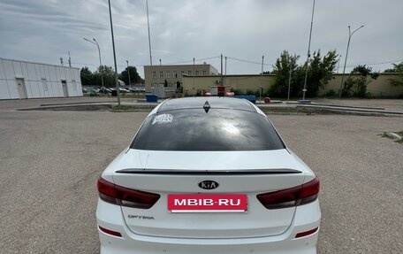 KIA Optima IV, 2019 год, 2 500 000 рублей, 6 фотография